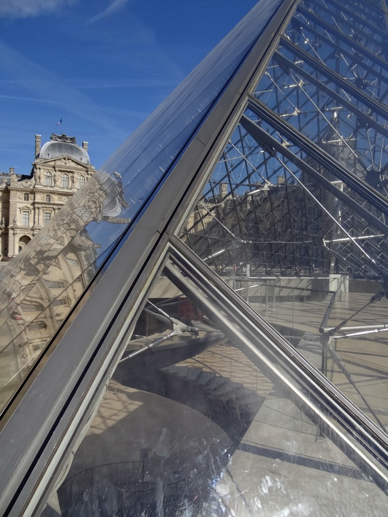 louvre