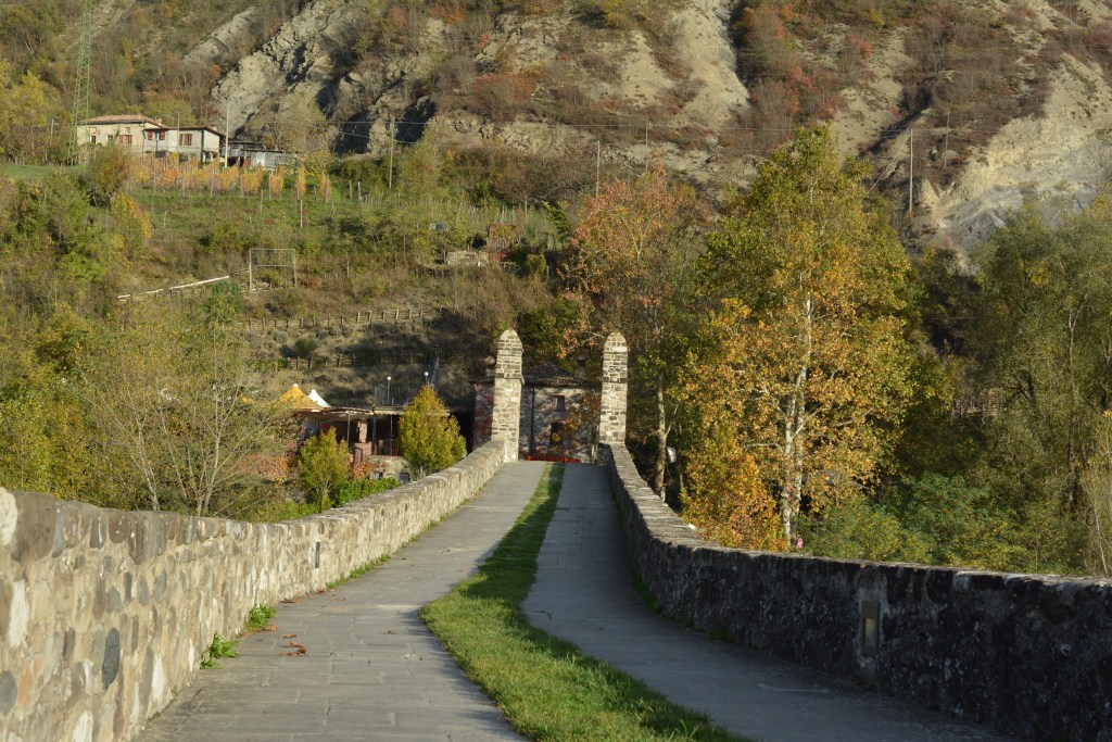 sospesi sul ponte