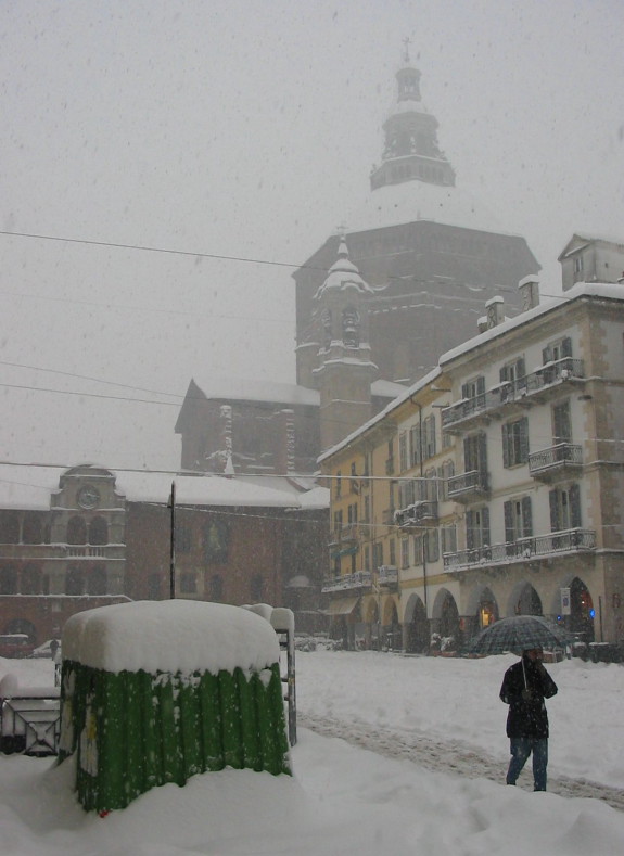 Piazza della Vittoria, Pavia