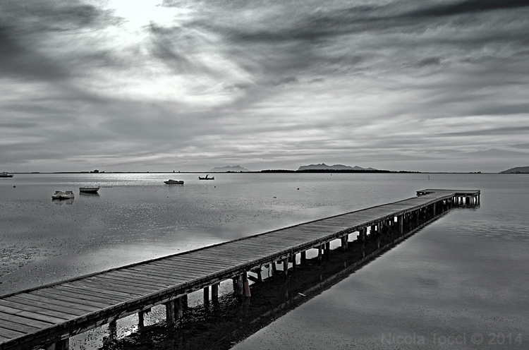 mothia: pontile