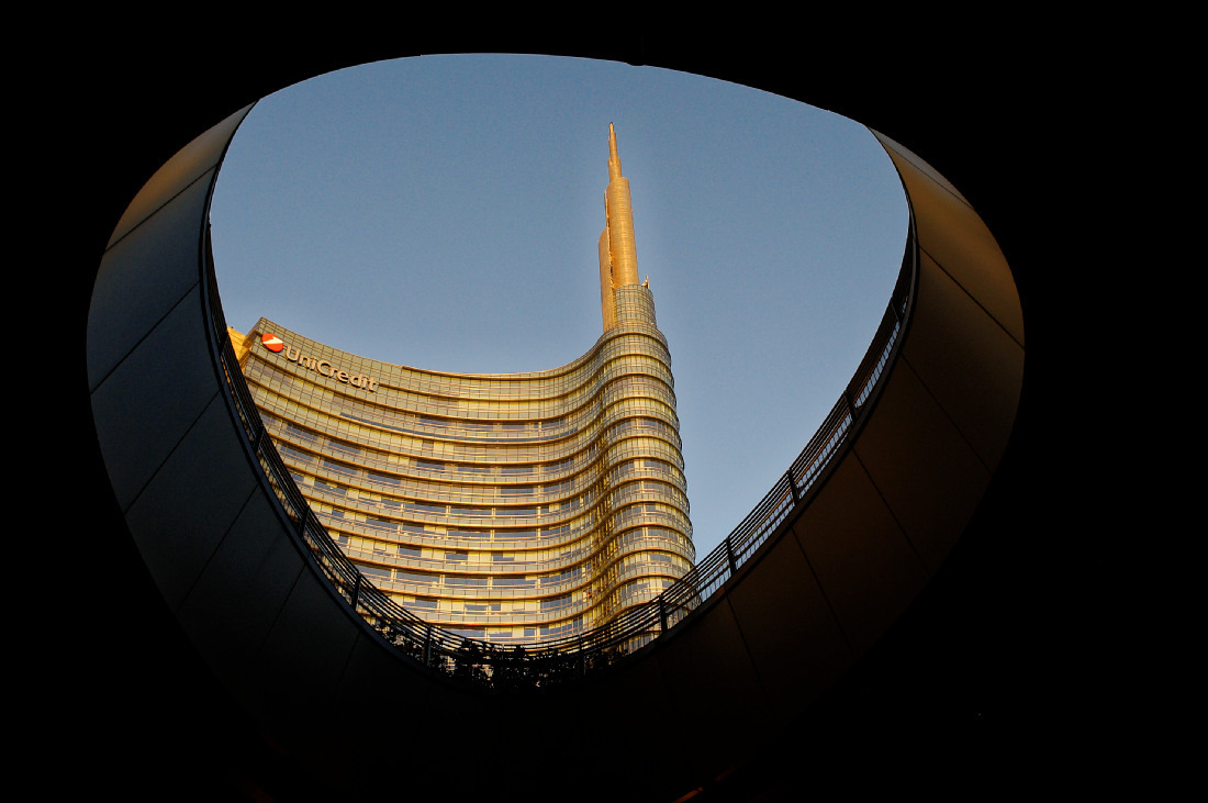 Milano piazza Gae Aulenti
