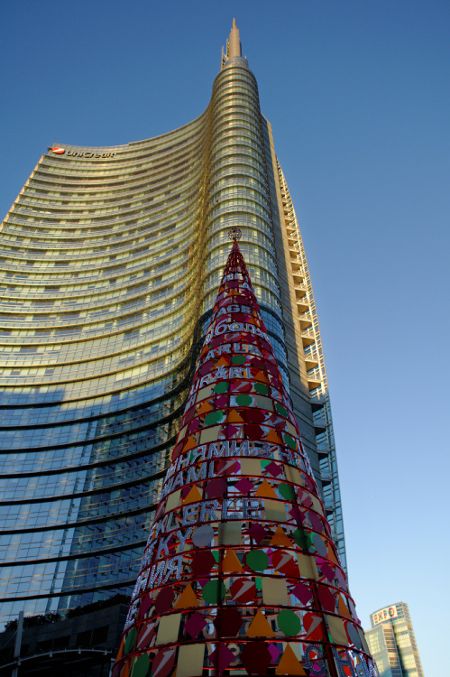 Milano piazza Gae Aulenti