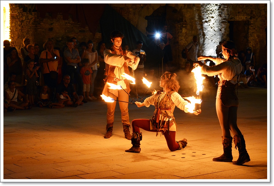 Castello - viaggi notturni _7