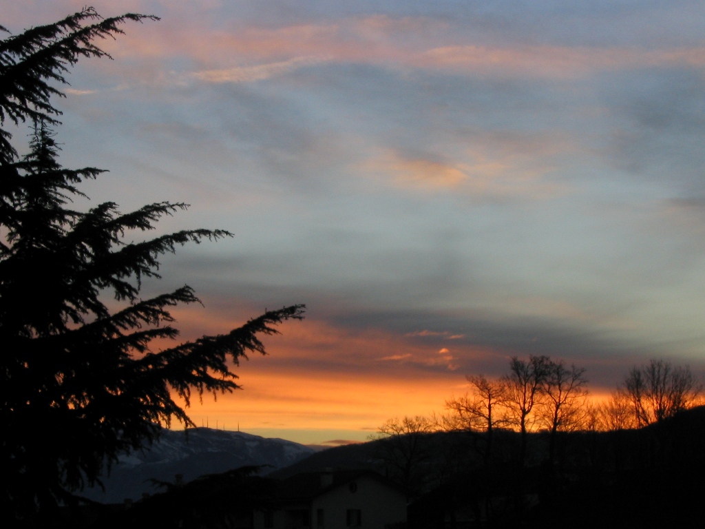 alba di fuoco