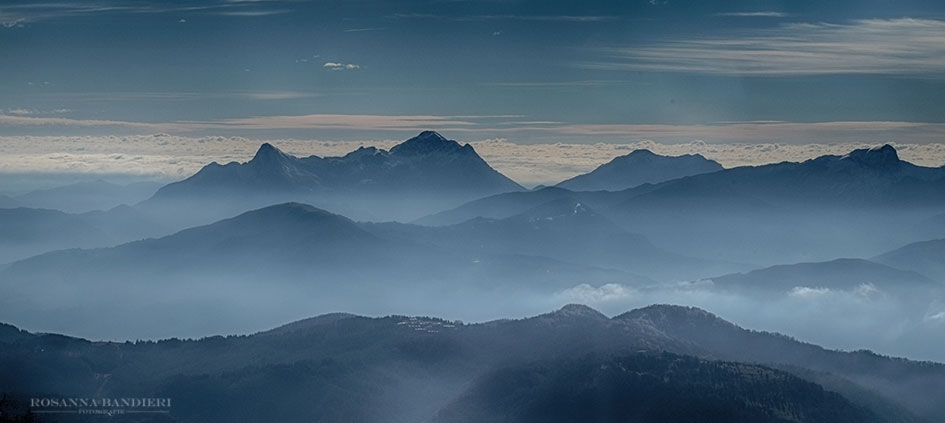 Apuane..dalla cima del Monte Sillano