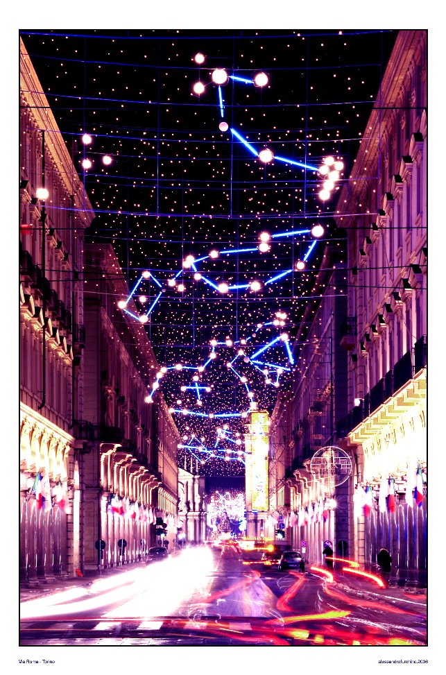 Via Roma viola
