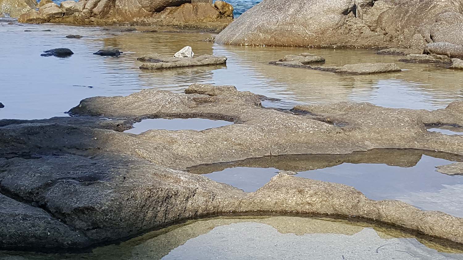 le rocce, ricadi 6