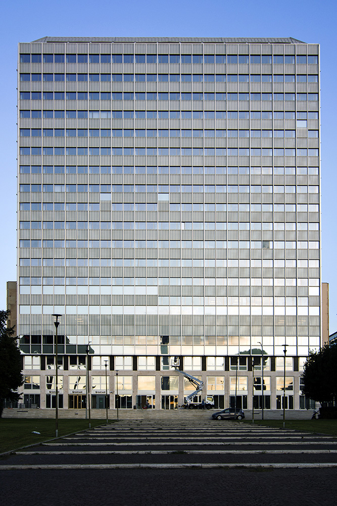 EUR Windows