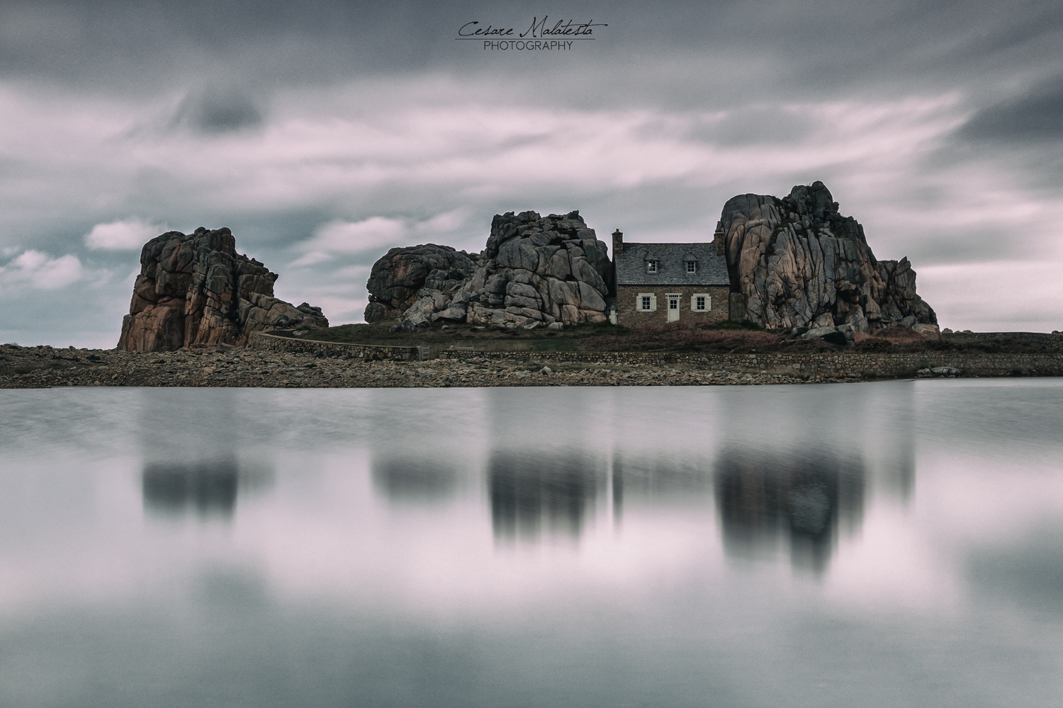 Casa tra le rocce_Plougrescant