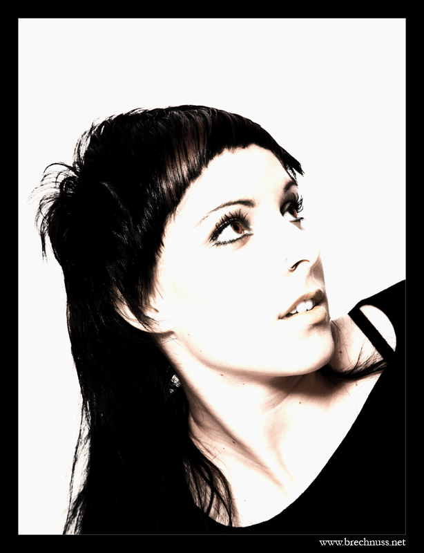 melanie - a styling and make up artist