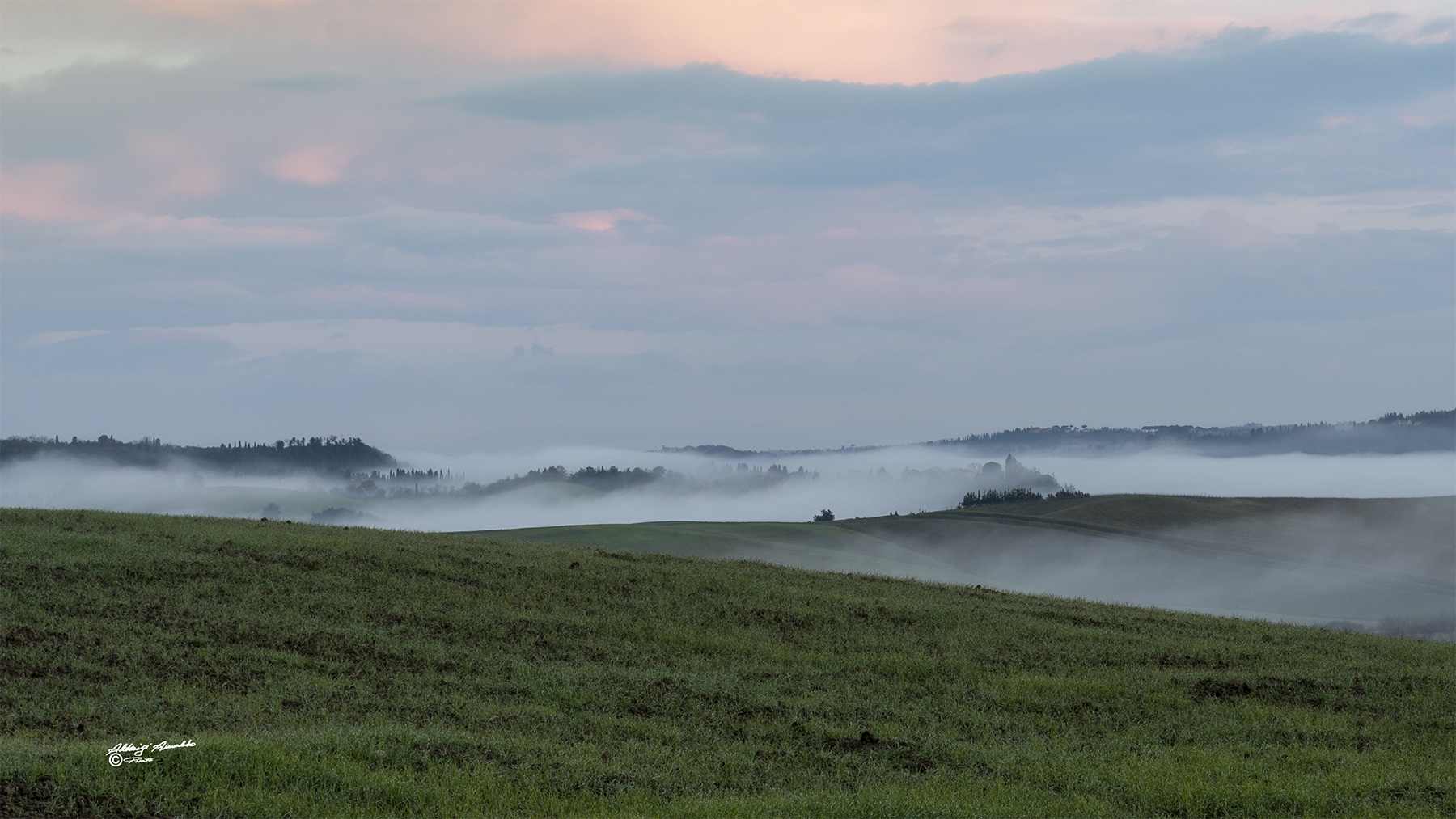 Nebbia nella collina..2