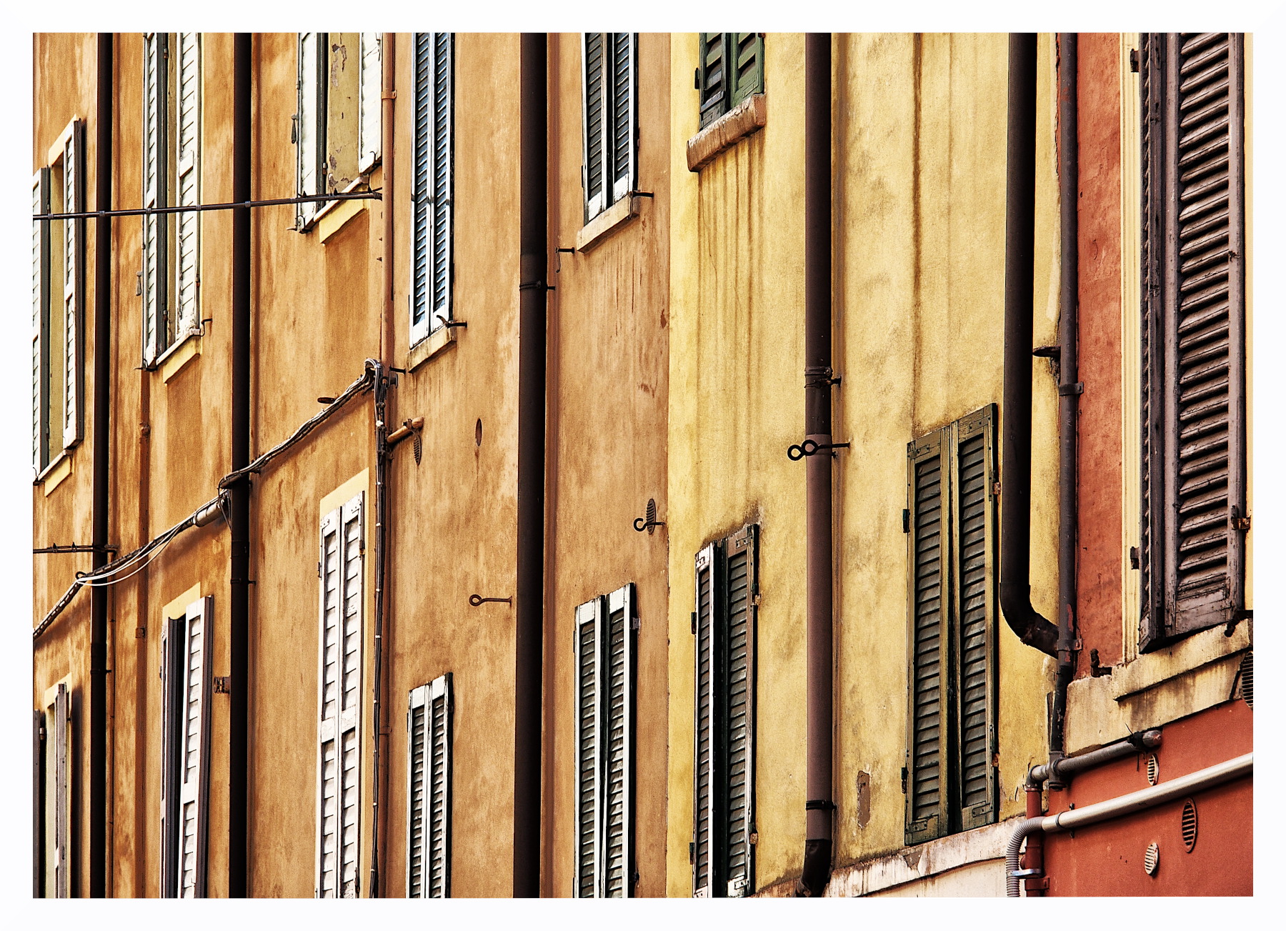 Colori a Modena
