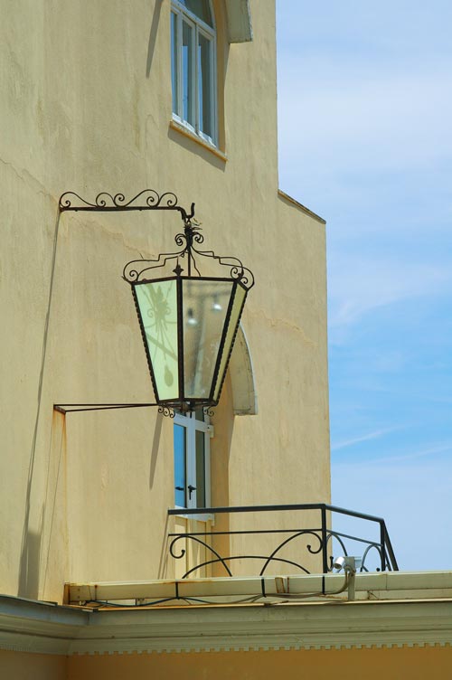 Luce caprese