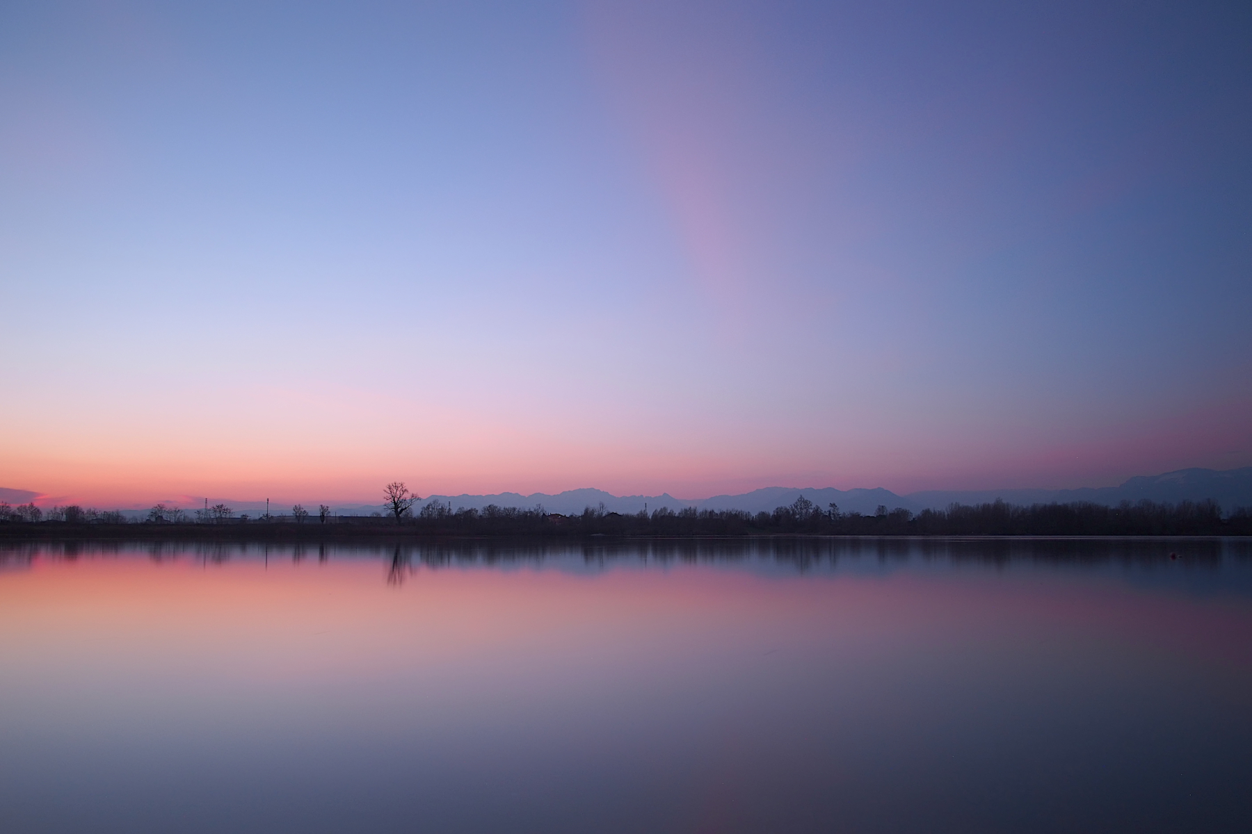 Tramonto al lago