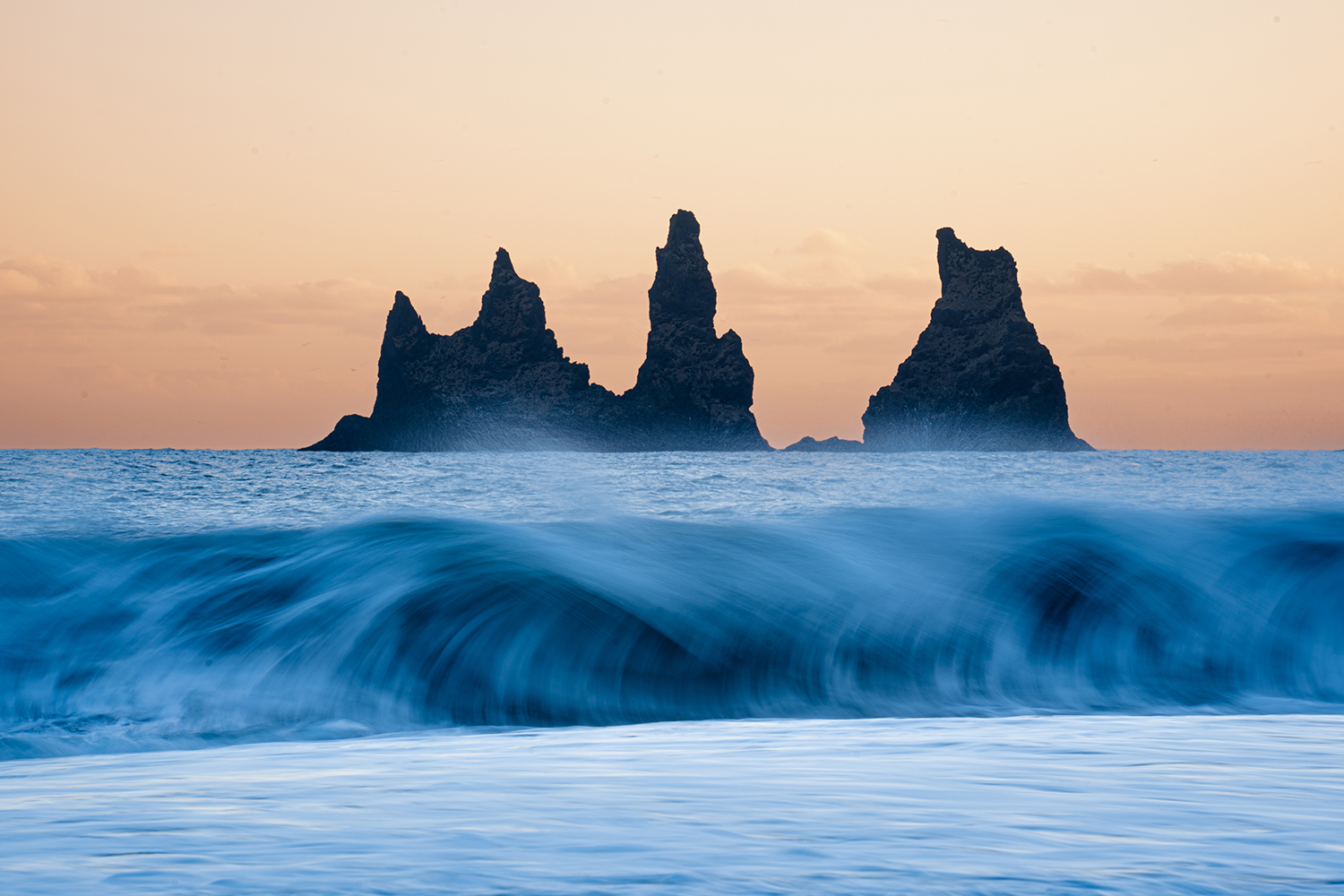 Reynisdrangar (di AlexKC)