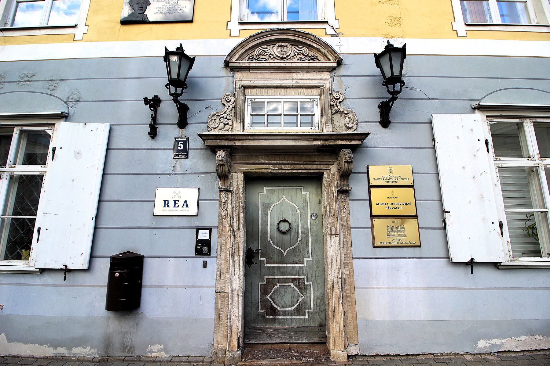 porte & fineste
