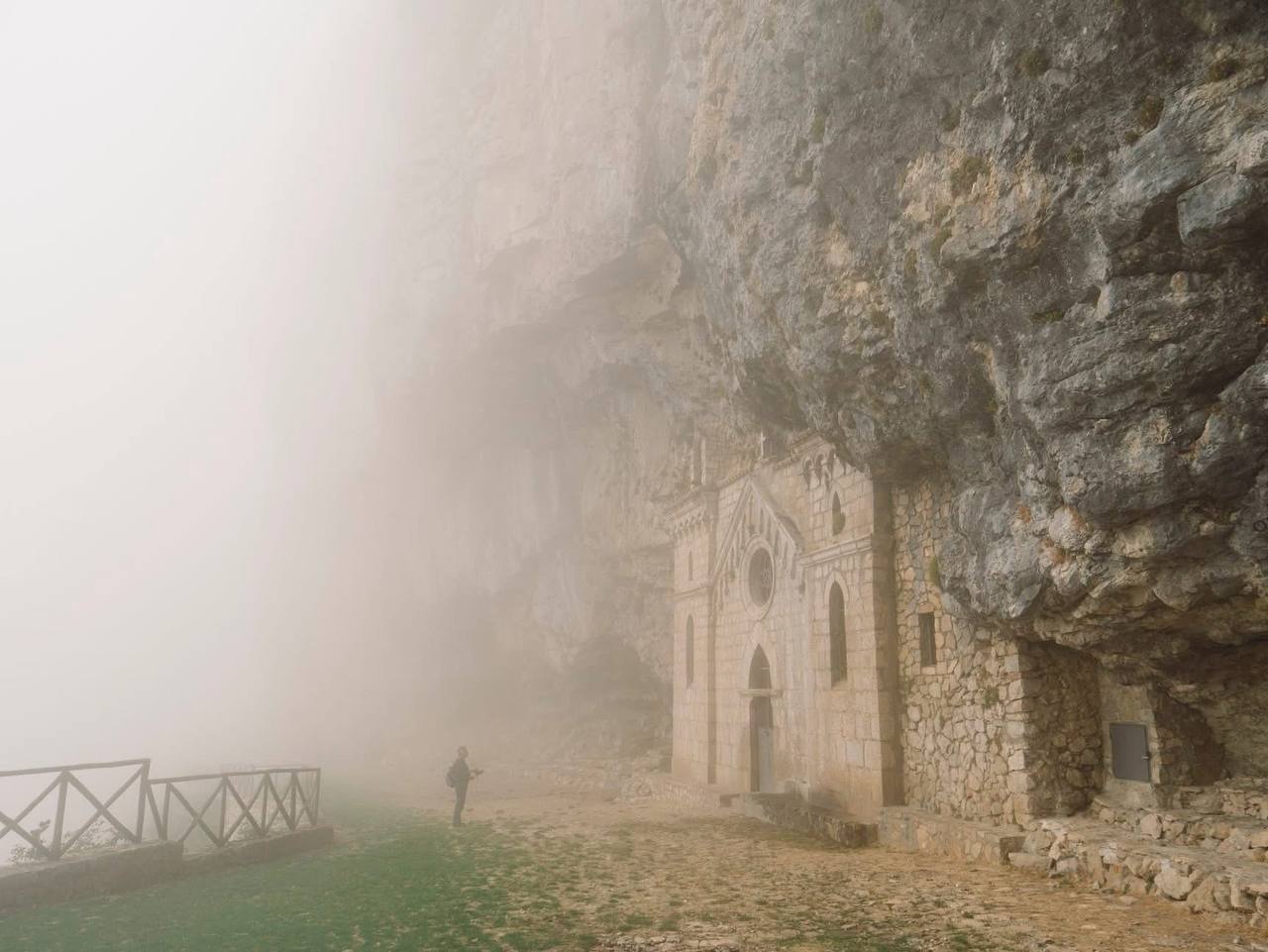 L'eremo misterioso