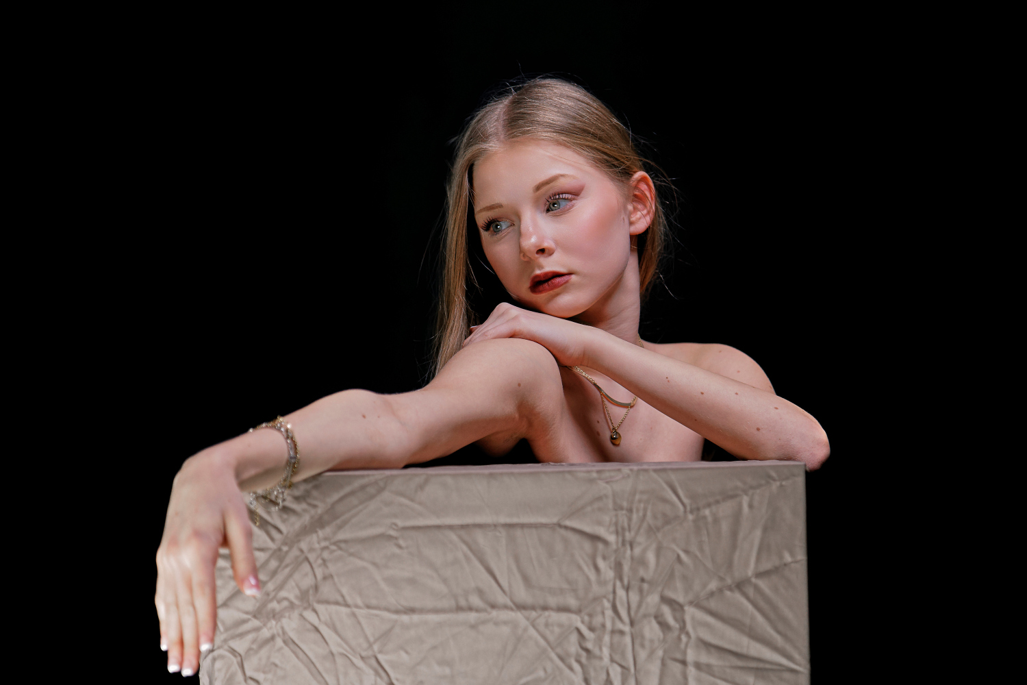 st