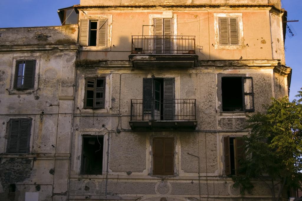 Un vecchio stabile della mia citt