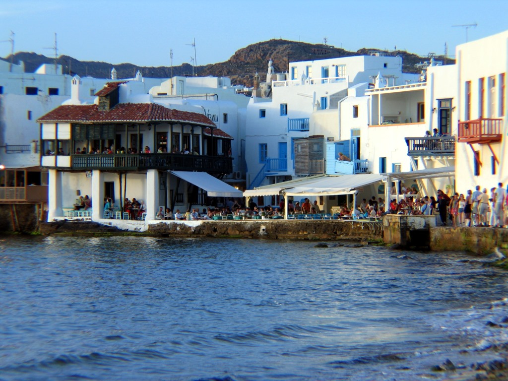 mikonos3