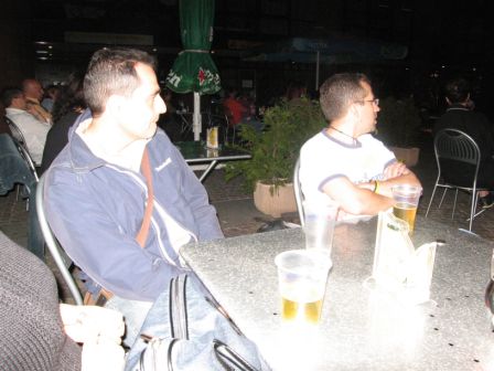 Mendrisio .......  se la ride - 06.2006