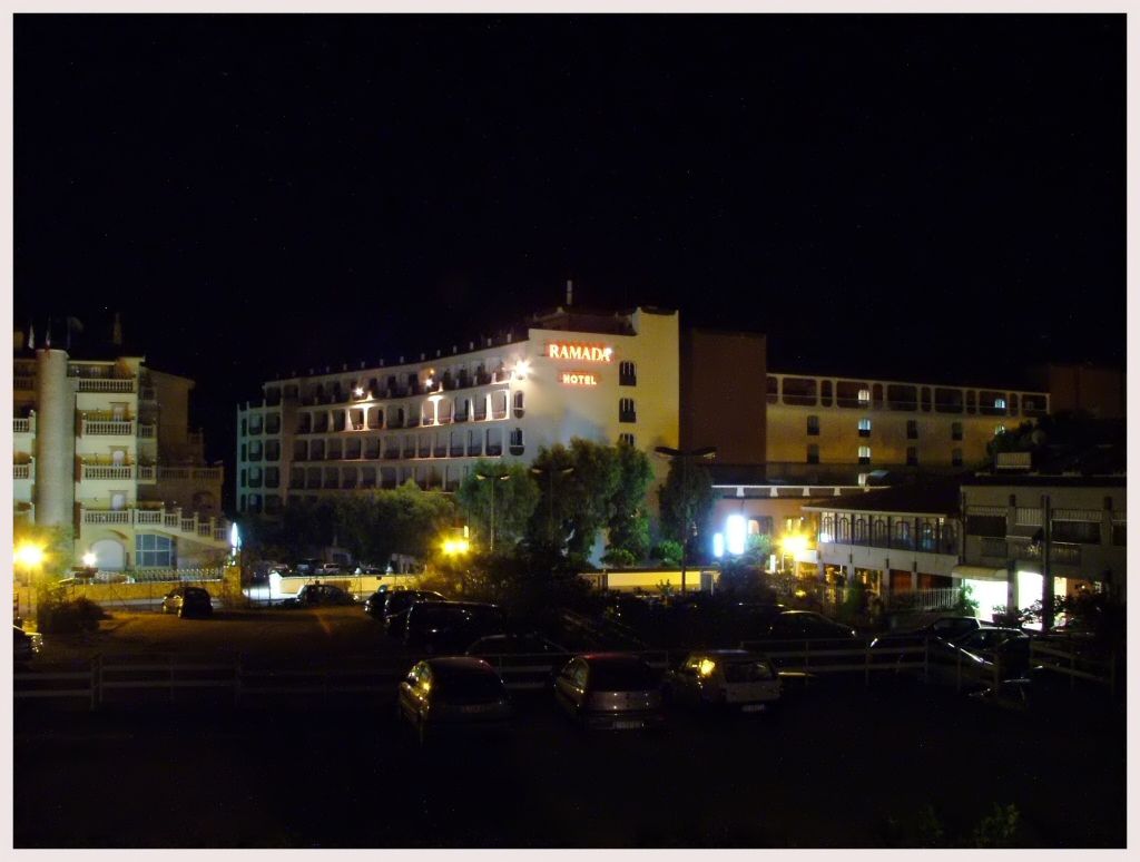 L'Hotel