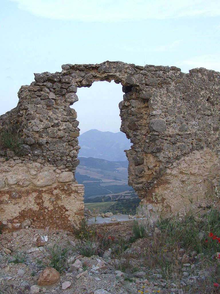 porta sul paesaggio