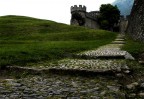 Foto del secondo castello di Bellinzona per dimensioni.
Scatto dal basso della scalinata d'accesso.