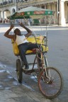 altri ritmi quelli che scandiscono il tempo a Cuba. Non  assolutamente difficile imbattersi in scene come questa...
