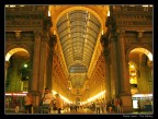 Soggetti originali richiedono titoli originali... ;)
Galleria Vittorio Emanuele in una notte di mezza estate.

Titolo rubato ad una canzone dei Dark Tranquillity.