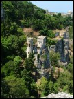 Castello sulla roccia ad Erice (Trapani)
FUJI S5000 - F/8 - 1/250 - Dist.Focale 6mm