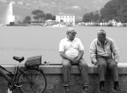 Due chiaccheire in riva al lago...