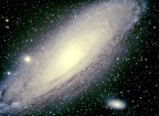 Stupenda galassia di Andromeda con l'altra piccola M32 e  M110,totale tempo esposizione 1.30 ora.