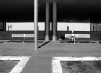 Alla Fermata del Bus!! Arriveranno??