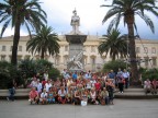 foto ricordo gita pensionati di Recanati a Sassari