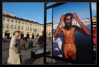 Bella mostra ben allestita in piazza San Carlo a Torino.

Commenti e critiche sempre ben accetti! :ok:

t: 1/160 sec | f/10 | 24 mm | ISO 160