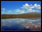 Uno dei mille laghi disseminati per la norvegia del nord.
Scattata con una NIKON P2, ritoccati lievemente livelli e contrasto.