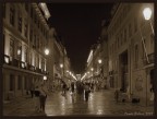 Quartiere settecentesco di Baixa, scatto a mano libera.

Nikon 4300, F/2.8, 1/7s, ISO200, conversione seppia e correzione prospettiva in postwork.