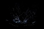 Progetto.
Montaggio di 21 scatti d'acqua e di 1 scatto di chitarra elettrica scattate da me.
Tempo di sviluppo: 1 settimana per 6 ore.
Visualizzazione migliore: LARGE SIZE.

Ispirazione da Johnathan Knowles.