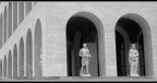 Nella mia Roma si erge un palazzo dignitoso che ricorda la historia delle italiche genti...