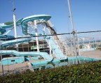 riviera romagnola... scivolo abbandonato prima del grande esodo estivo