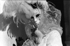 Scatto eseguito in un venerd del carnevale di Venezia.
Pellicola ACROSS 100
Pentax MX 135/3.5

Ogni Commento Ben Accetto
