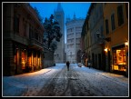 Nella neve solo, percorro...