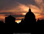 La fotografia  stata scattata con una macchina fotografica digitale. In un secondo momento  stata ritoccata a computer aumentando il contrasto, regolando la colorazione e riducendo il rumore dallo sfondo.

Soggetto: Tramonto dietro la Cupola di San Pietro - Ponte Sant'Angelo - Roma

Tecnologia: Nikon Coolpix L5, Adobe Photoshop e ABSoft Neat Image