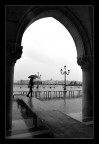 Scattata a Venezia in Dicembre.
Digitale bianco e nero con miscelatore canale

Puoi vedere la serie completa a questo indirizzo:
http://www.delmutolo.com/forum/viewtopic.php?t=27