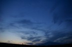 Foto scattata dal balcone di casa mia al tramonto. Magari non ha molti particolari  interessanti ma a me  piaciuto soprattutto il cielo, nel quale non ho agito in alcunch post-scatto. Spero Vi piaccia e buone foto atutti.