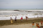 Mareggiata si sta sulla spiaggia