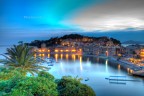 Primo esperimento HDR, 3 foto (-2,0+2) alle 21.45 di due giorni fa.
Critiche e commenti sono ben accetti!