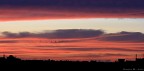 E una foto scattata da casa mia. Ho tolto le case lasciando lo skyline brillante. Aspetto i vostri commenti. Grazie ciao, Daniele.