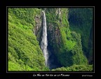 Questa cascata chianata "Le Trou de Fer"  la pi famosa alla Runion. Non raggiungibile, se non arrampicandosi lungo il corso del torrente, si pu per ammirare da questo punto panoramico dopo 2H e mezzo di marcia nella foresta tropicale di Belouve.
Suggerimenti e critiche sono ben accetti.